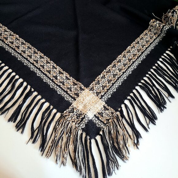 Vintage Arola triangle shape 100% wool black shawl. Made in Finland. - Picture 1 of 9